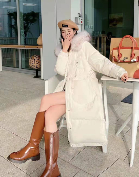 提圖斯 時(shí)尚感與青春氣息一(yī)同飛(fēi)揚